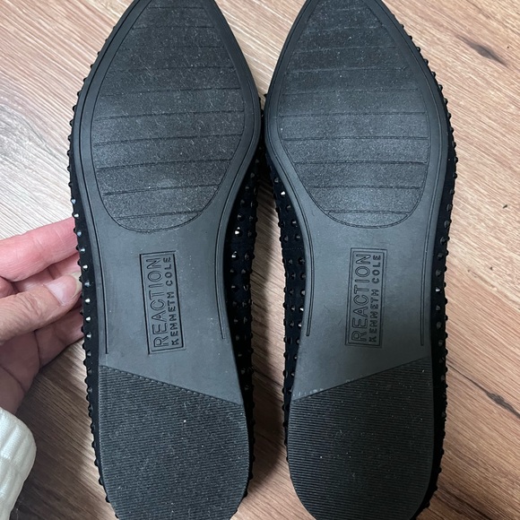 Kenneth Cole Reaction black embellished flats, size 7.5 - Picture 6 of 8